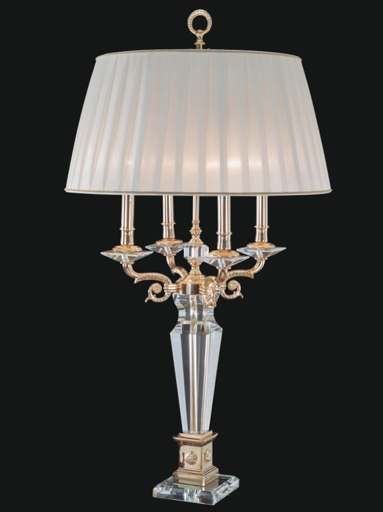 Настольная лампа